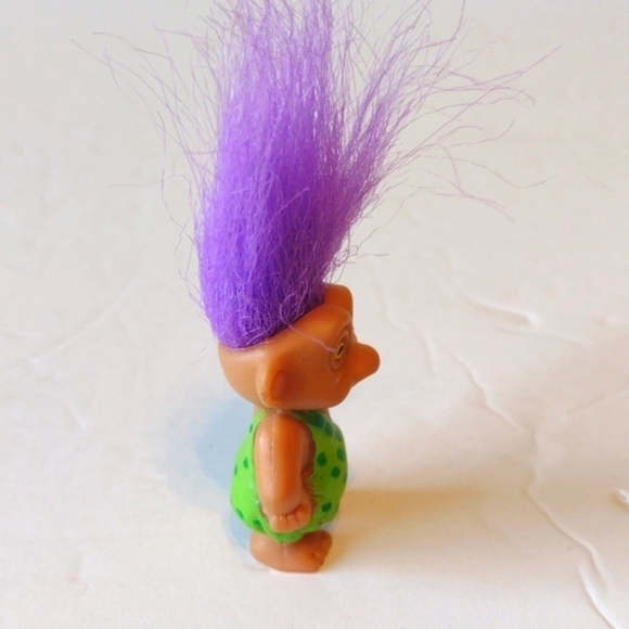 Vintage Soma Caveman Troll PVC Figure Wild Purple Hair Green Leotard - Picture 3 of 8